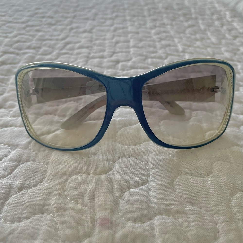 Vintage Y2K Era Dior Blue Women's Sunglasses.